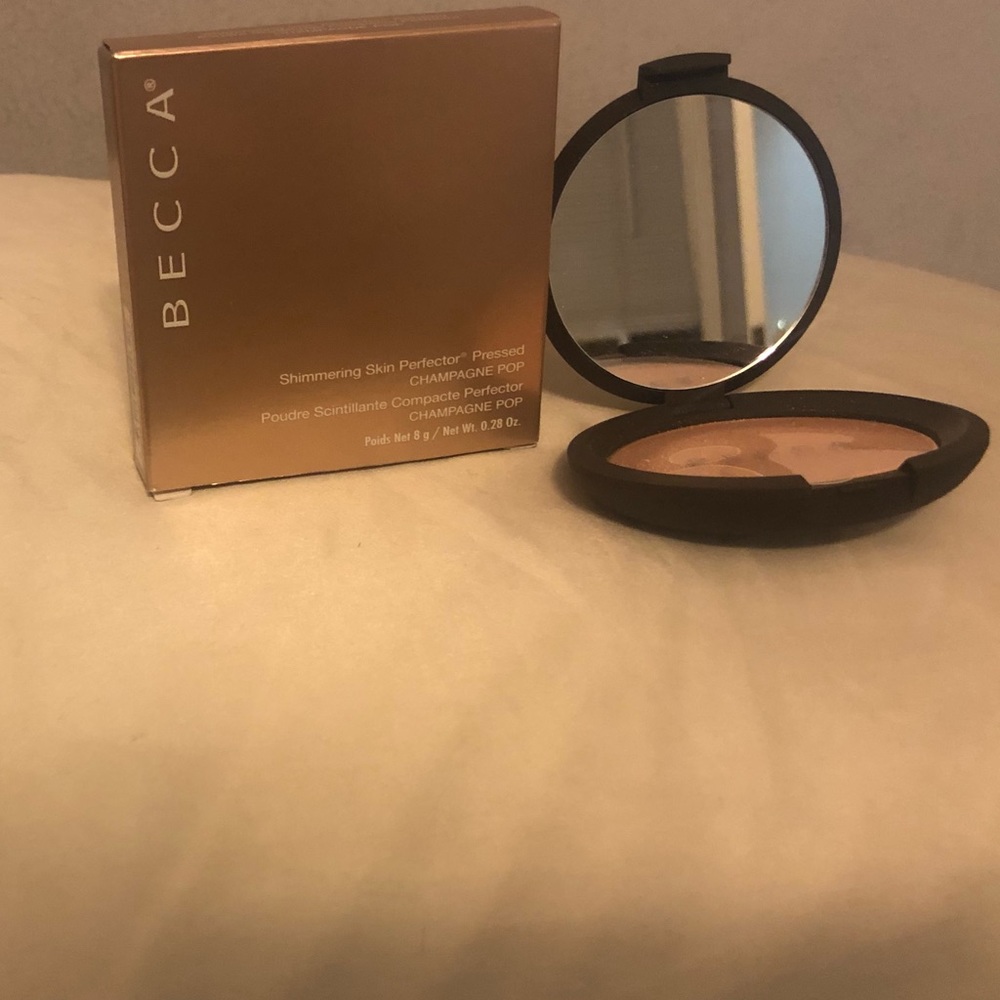 Becca Champagne Pop